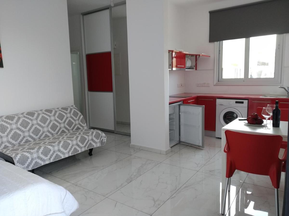 Dream- Downtown-Studios Paphos Exterior photo
